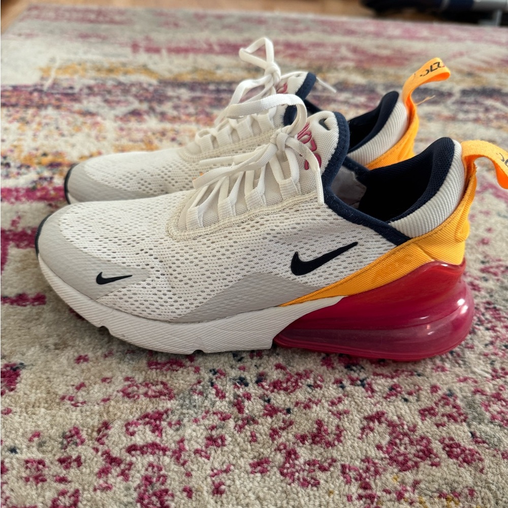 Nike Air Max 270 women’s 5.5